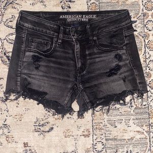 American Eagle mid rise shorts black